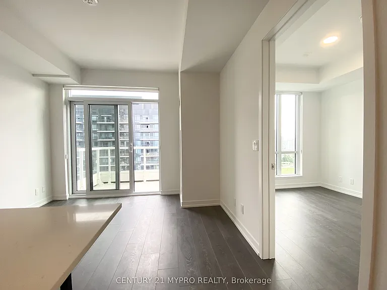 8 Beverley Glen Blvd #1206 — Photo 8