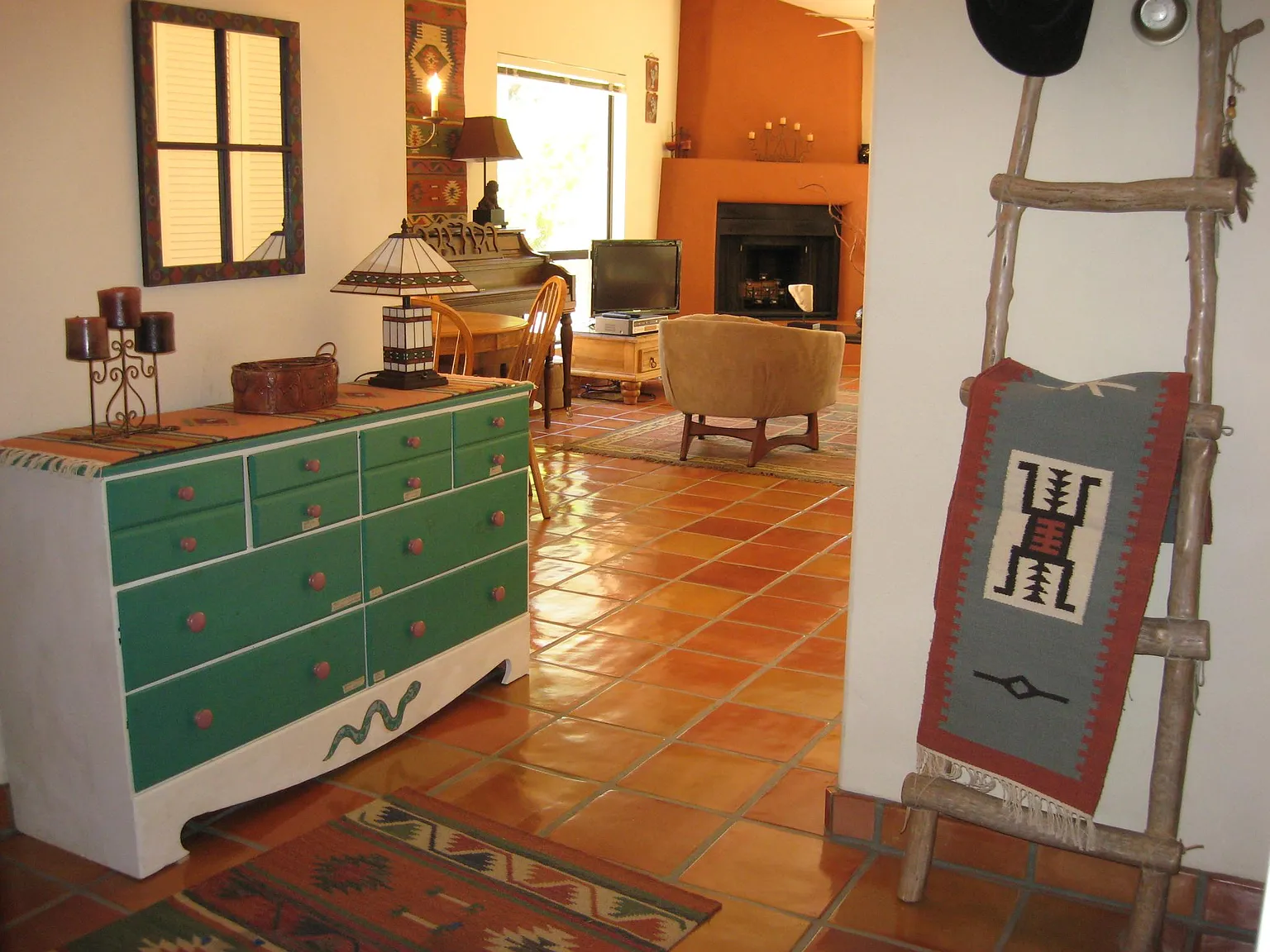 2 bed, 1000 sqft, $1,900 — Photo 4