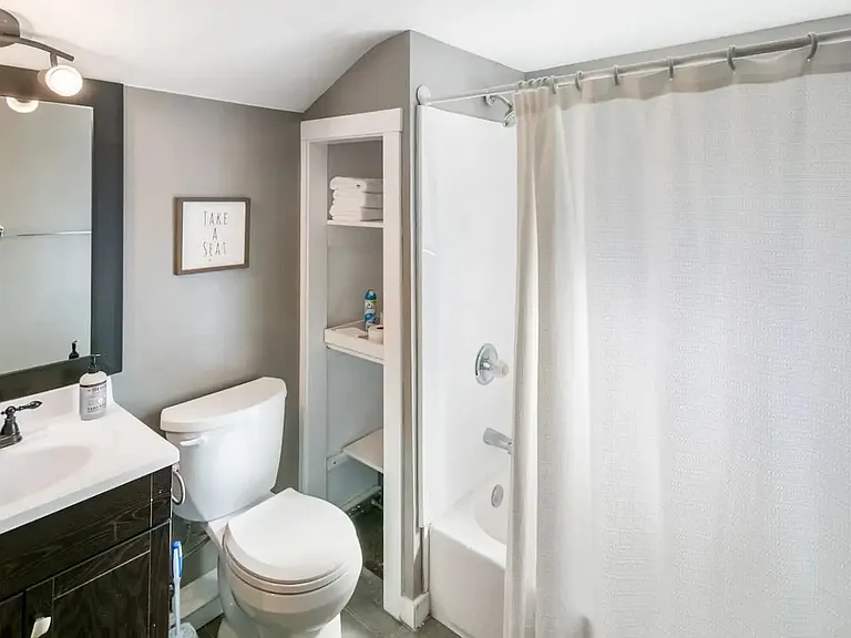 110 E Sunnyside Ave — Photo 10