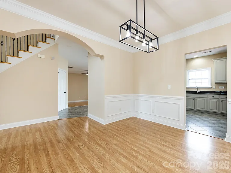 10836 Clark St — Photo 10