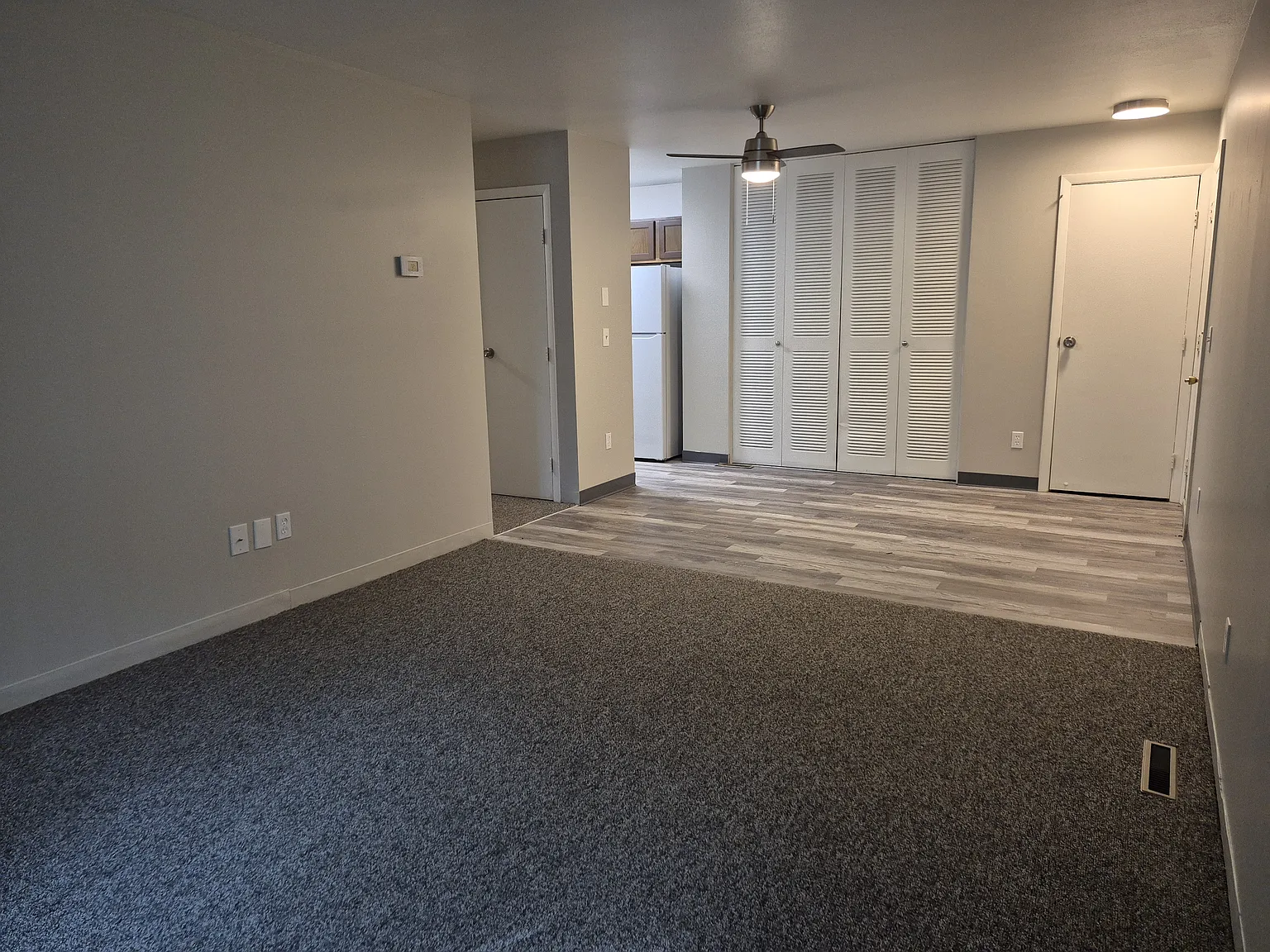 Glenview Apartments — Photo 4