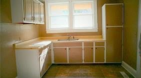 4th image of 4329 Woodall Dr
