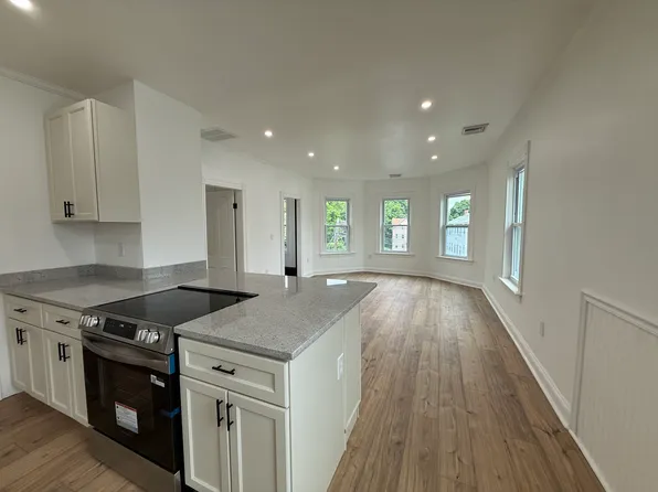 19 Reeves St, Worcester, MA