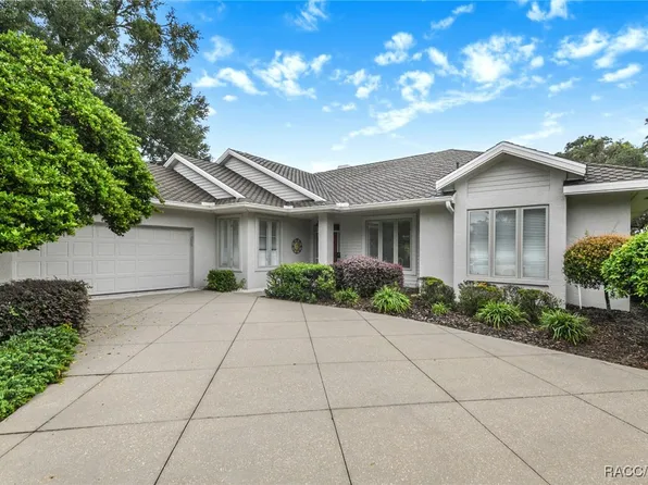 3085 N Pinelake Village Point, Lecanto, FL 34461