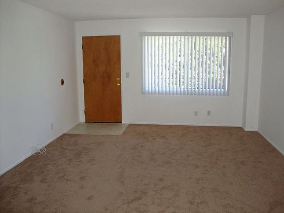 3rd image of 4459 W 142nd St #B