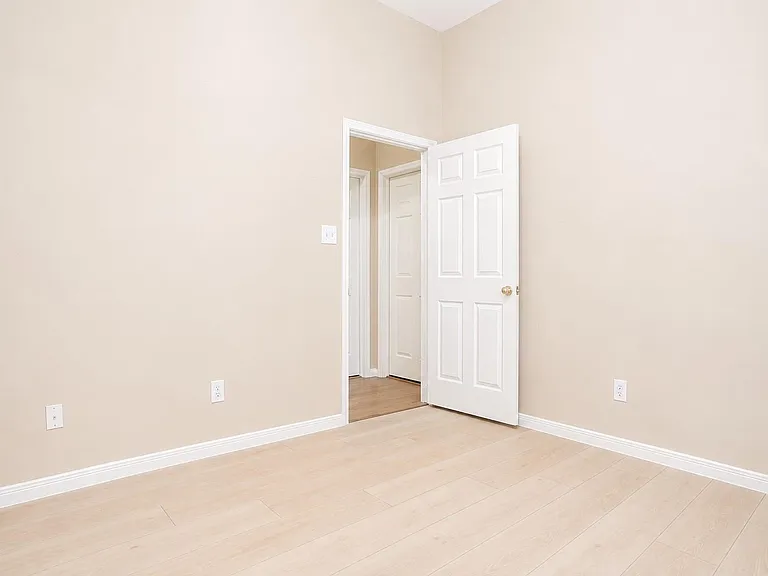 22422 Cascade Springs Dr — Photo 16