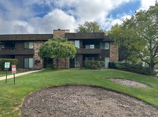 1365 N Sterling Ave #D115, Palatine, IL 60067