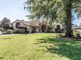 10125 E Greenwood Dr, Orange, TX 77630