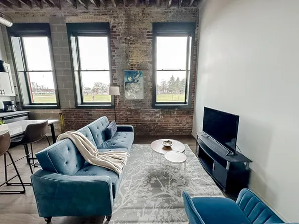 605 W 4th St N #Id1352443p, Newton, IA 50208