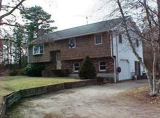 170 Sandy Beach Rd, Plymouth, MA 02360