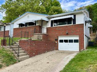 1368 28th St, Huntington, WV 25705