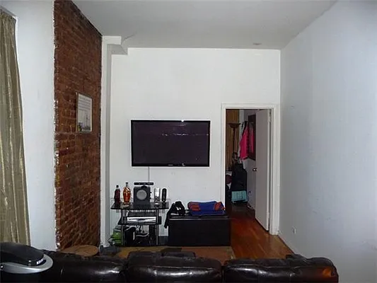 Rented by Maz Group NY | media 18