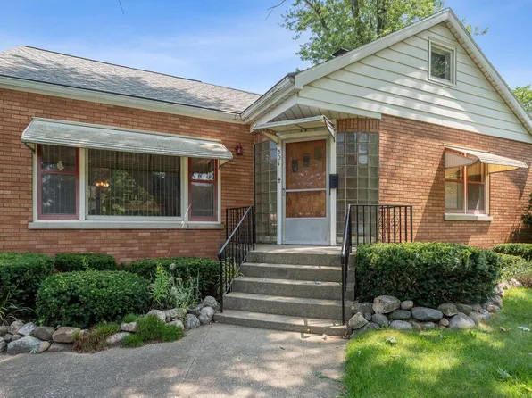 301 S Willard St, New Buffalo, MI 49117