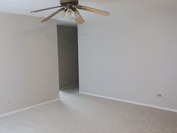 5th image of 2592 Yellow Star St