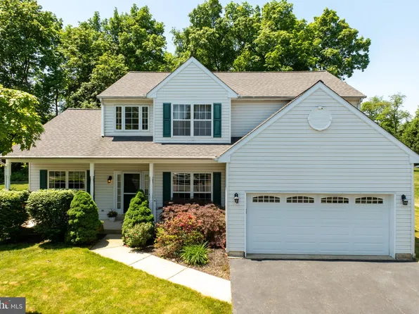 709 Daniel Dr, Collegeville, PA 19426