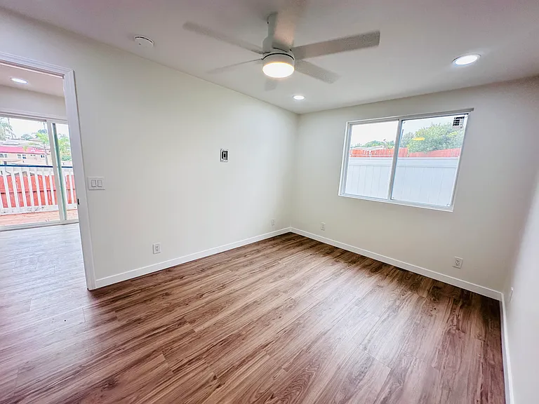 255 D St — Photo 7