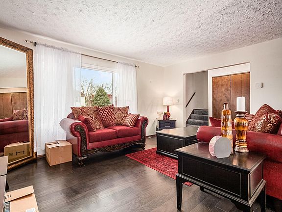 3rd image of 4067 Platte Ave