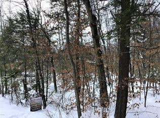 500 River Rd, Clarksburg, MA 01247