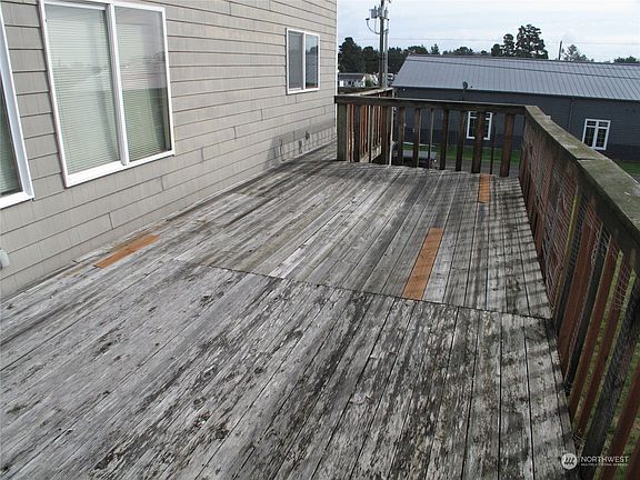 5th image of 1405 Ocean Beach Boulevard N