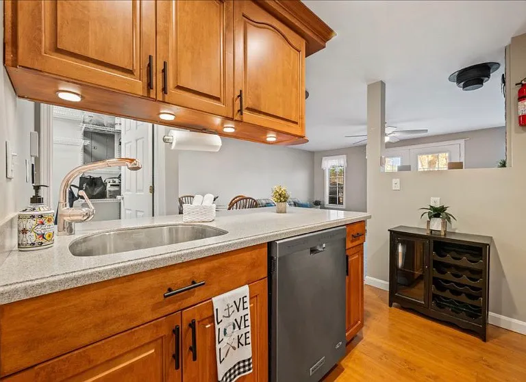 103 Washington Rd — Photo 21