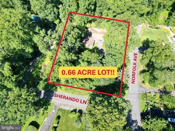 8701 Norfolk Ave, Annandale, VA 22003