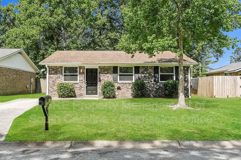 1st image of 35 Elmwood Pl