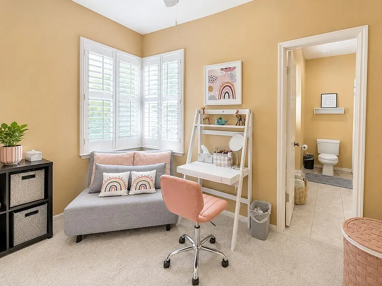 14 Doeskin Pl — Photo 8