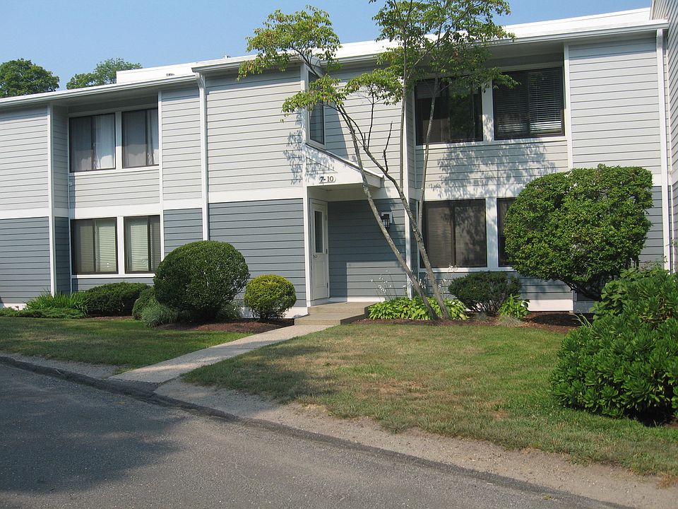 Exterior View of Unit