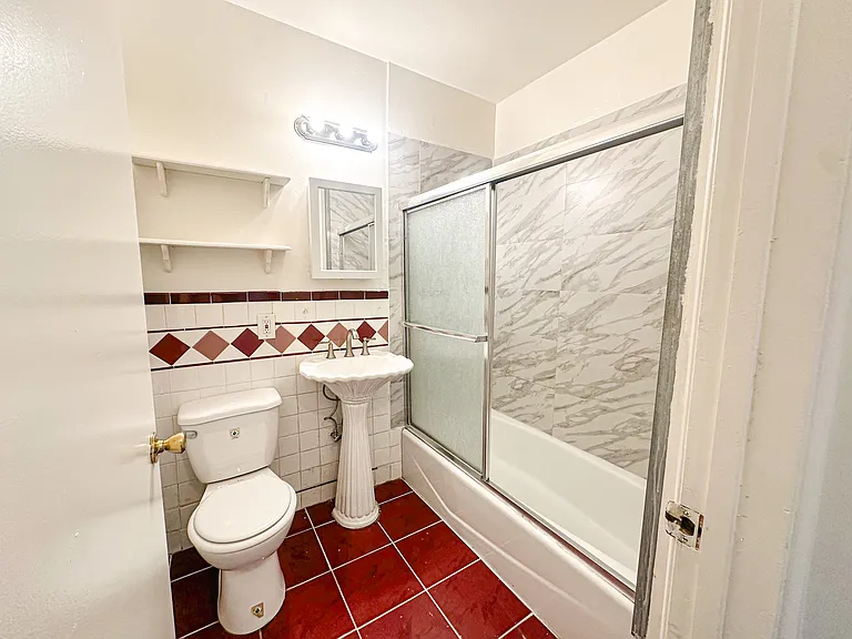 1462 W 53rd St #1500 — Photo 9