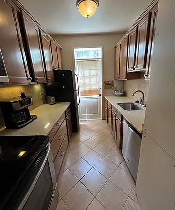 5th image of 4020 Saint Charles Ave APT B
