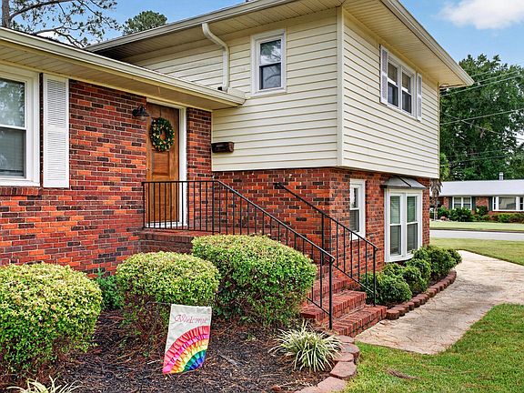 4th image of 701 Hammond Dr