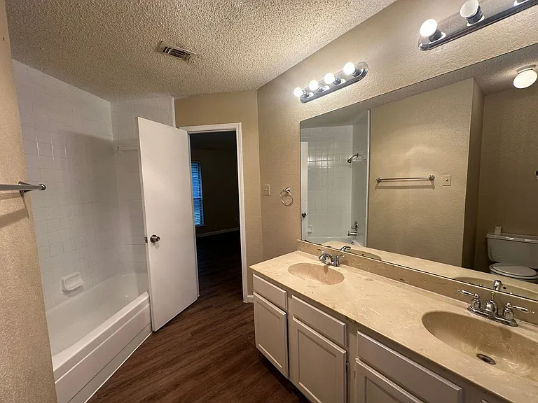 6416 Brookhaven Trl — Photo 27