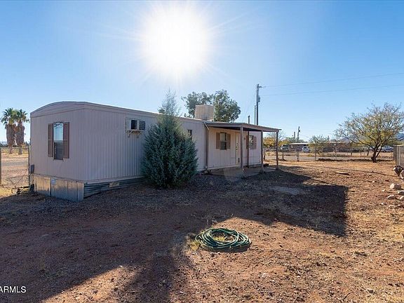 2nd image of 4989 E BEVERS Street