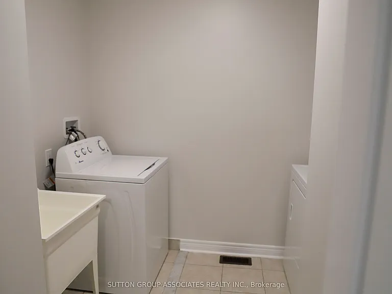 72 Treetops Blvd — Photo 20