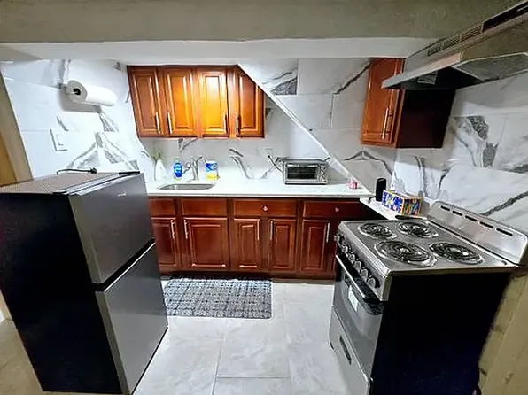 362 48th Street image 1 of 6