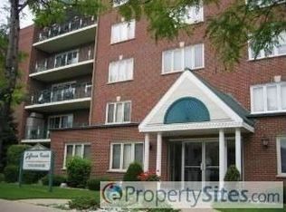 4848 N Central Ave, Chicago, IL 60630
