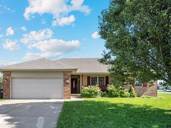 701 Lexington Circle, Clever, MO 65631