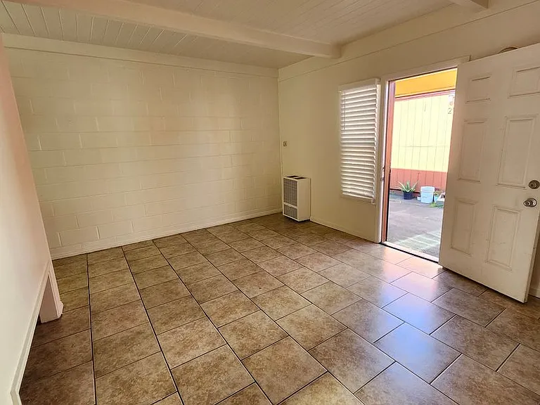 822 West Ave — Photo 2
