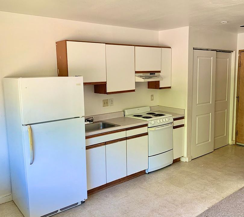 1st image of 141 Uwapo Rd #207
