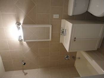 2nd image of 145 Lincoln Ave APT 4T