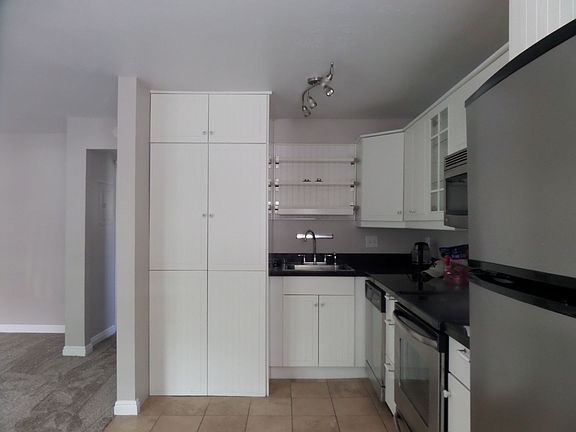 5th image of 1255 E 200 S APT 10