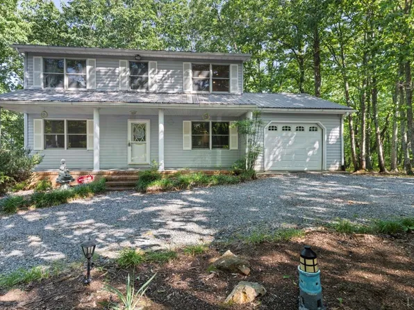 345 Brushy Mountain Rd, Gretna, VA 24557