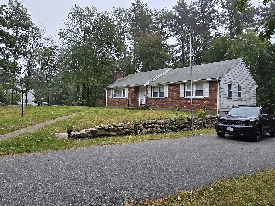 601 First Parish Rd