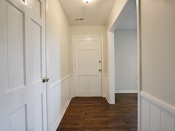 4th image of 152 Gordon Dr