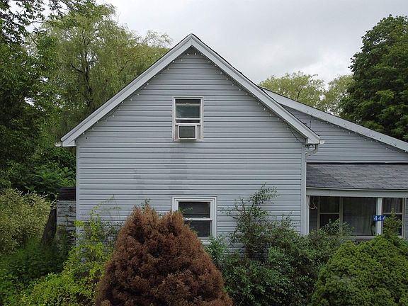 3rd image of 444 Ellershouse Rd