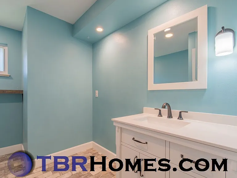 8635 W Tennessee Pl — Photo 20