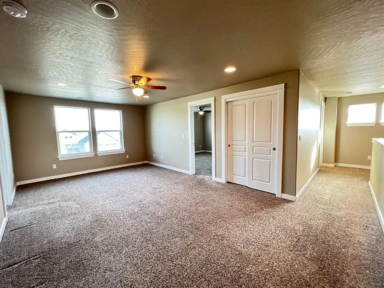 6337 Marble St — Photo 30