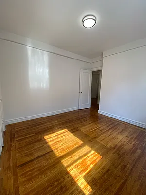 Rented by Peter R. Hungerford, LREB | media 5