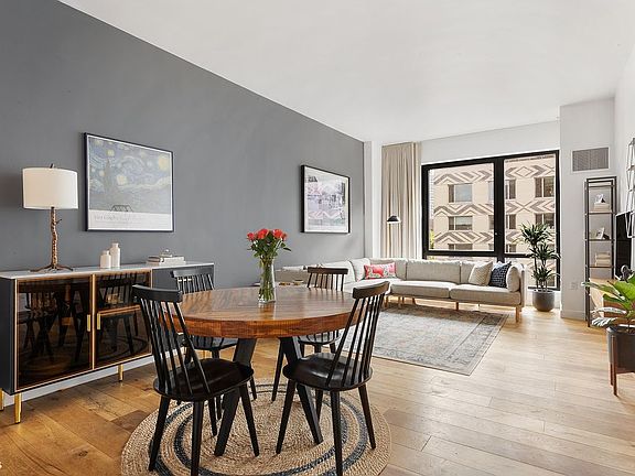 3rd image of 23 W 116th St APT 7E