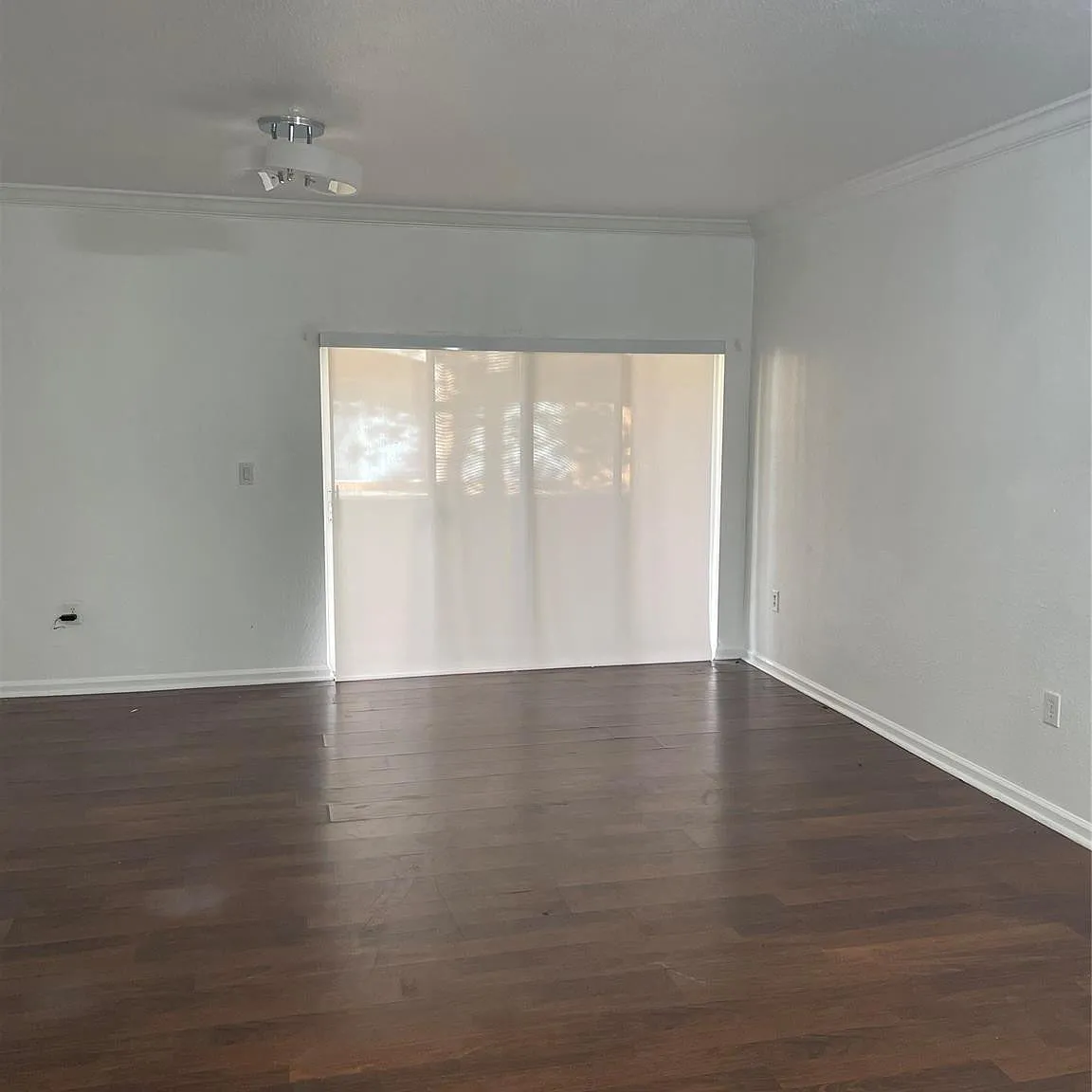 3 bed, 2.5 bath, 1356 sqft, $2,900 — Photo 3